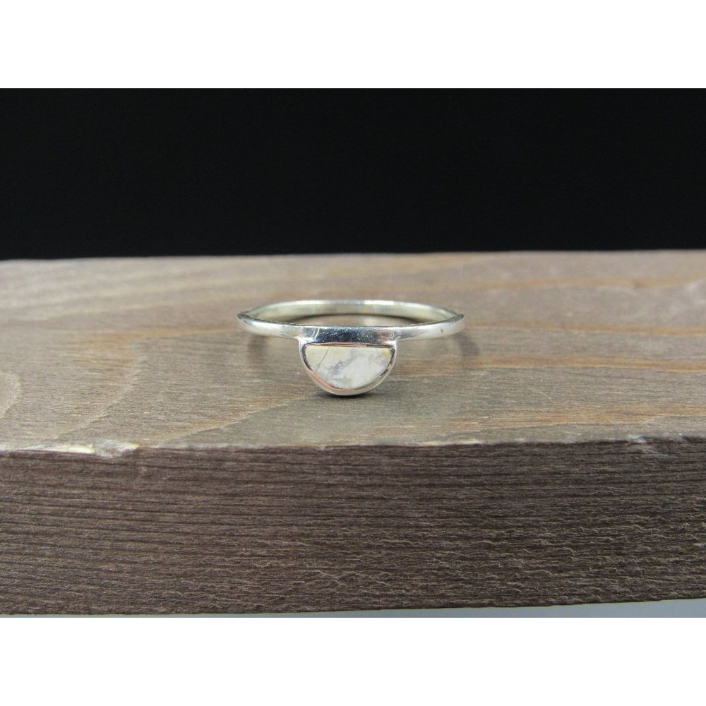 Size 9 Sterling Silver White Tan Stone Inlay Band Ring